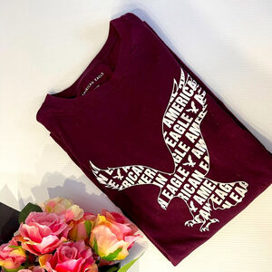 American Eagle Men’s T-shirt Burgundy Size XL